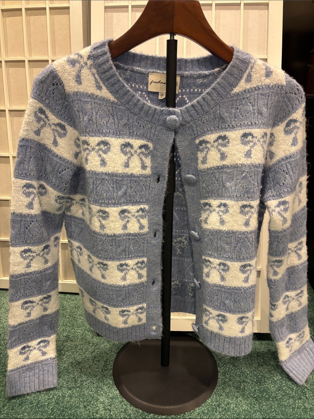 Freshman 1996 Fuzzy‎ Knit Cardigan Size Small Blue Bows Stripe